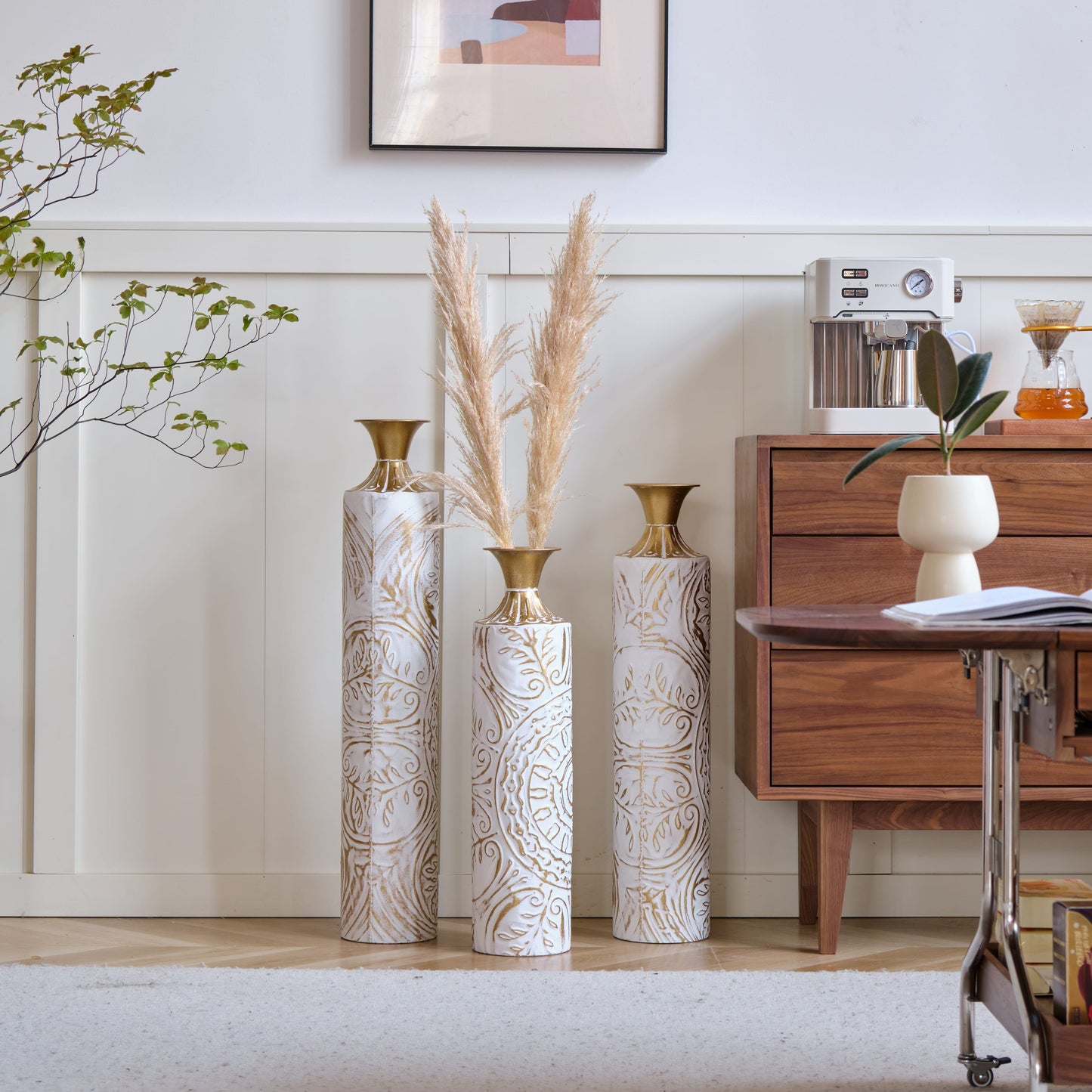 GAKMCIL Tall Floor Metal Vases Decorated White&Gold Metal Vases (Set of 3) Gorgeous Home Decoration Large Glazed Metal Vases for Wedding Decor (24.61in/28.54in/33.48in height) (White+Gold)