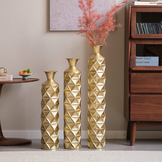 GAKMCIL Metal Tall Floor Vase for Dried Flowers Centerpiece Vase with 3D Triangle Pattern, for Home Decoration (Set of 3 33.5" 29.5" 25.2" H) (Gold)